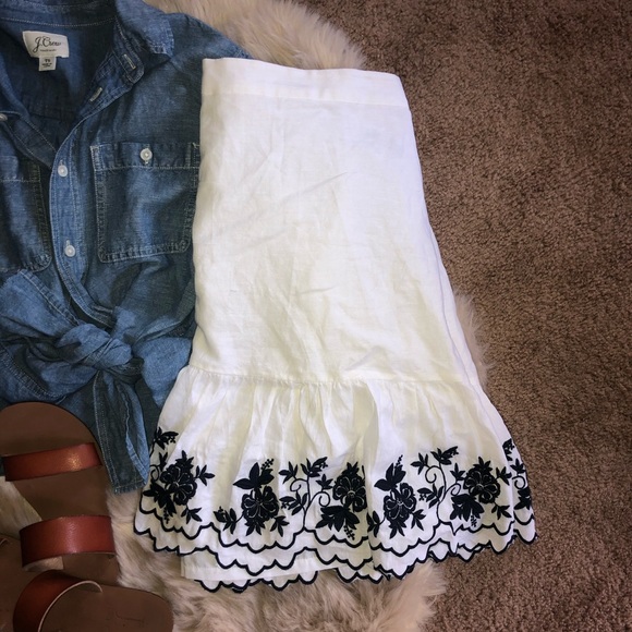 ☀️NWT J. Crew Embroidered Mini-Skirt☀️ - Picture 2 of 5